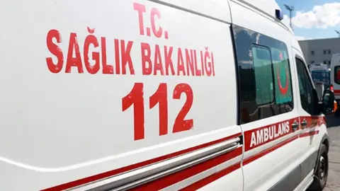 Kırıkkale’de Servis Midibüsü Devrildi: 1’i Ağır 15 İşçi Yaralandı