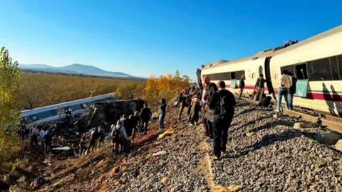 Costa’dan İspanya’daki tren kazası için dayanışma mesajı