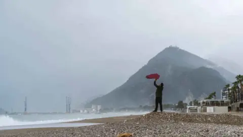 Meteoroloji'den 29 kente kuvvetli yağış uyarısı