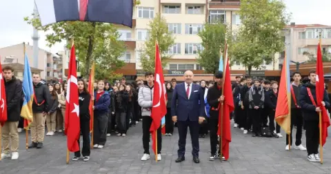 Gönen’de Cumhuriyet’in 103. Yılı Törenle Kutlandı