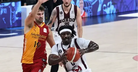 Bordo Bk, Galatasaray Deplasmanında Kaybetti