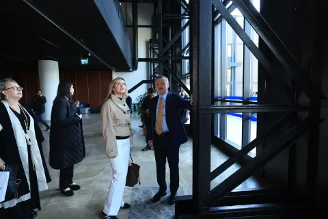Sındırgı’da Yağmur Suyu Mazgallarından çöp çıktı