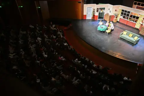 Sındırgı’da Yağmur Suyu Mazgallarından çöp çıktı