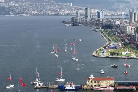 Eğitim-iş Bandırma’dan Cumhuriyet Kokteyli