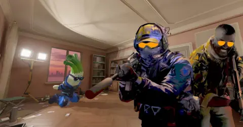 GTA 6 Esintili CS2 Haritasında Cyberleek'i Rockstar'dan Kurtarın