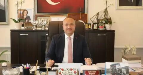 Avni Kurt’tan 29 Ekim mesajı: Cumhuriyet geleceğimizin teminatıdır