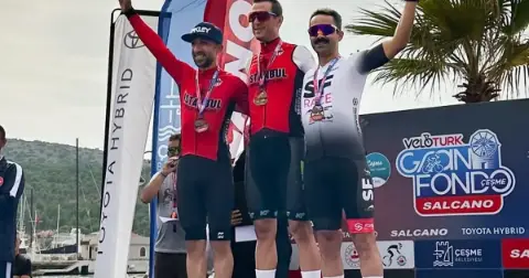 Çeşme’de Yalova Bisiklet Yıldızları Spor Kulübü (YABİS) Rüzgârı Esti