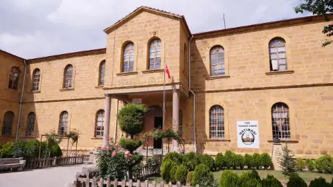 Yozgat Lisesi’nin 131 Yıllık Tarihi: Öğrencileri Çanakkale’ye Gönüllü Gitti