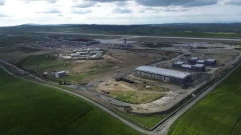 Yozgat Havalimanı’nda Çalışmalar Sürüyor! 2 Milyon Yolcu Kapasiteli Dev Projede Son Durum