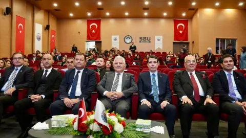 Ankara’da İnme Tedavisi İçin Önemli Buluşma! Uzmanlar Yaşam Boyu Takibi Ele Aldı