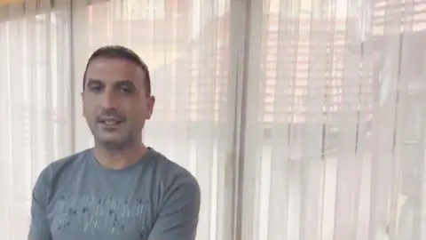 Akdağmadeni'nde 45 Yıllık Bir Devir Kapandı! Doğan Restaurant'ın Emektarı Adem Erdoğan'dan Duygusal Veda