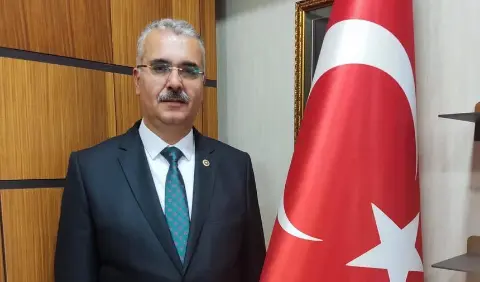 Milletvekili Ahlatcı’dan 29 Ekim Cumhuriyet Bayramı Mesajı