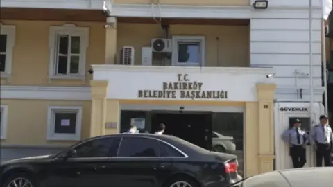 İstanbul Bakırköy Belediyesi soruşturmasında gözaltı 62’ye çıktı