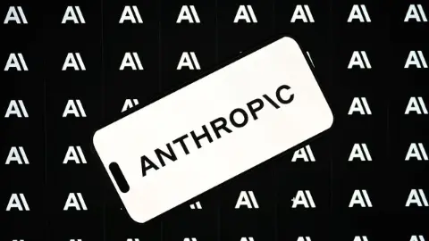 Birkaç aylık şirketin, Anthropic’in iç verilerine 12 saatten kısa sürede sızdığı bildirildi